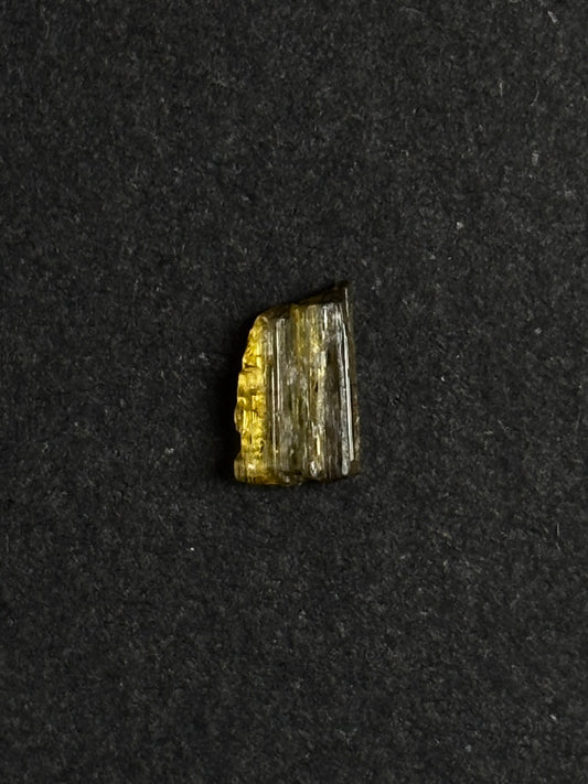 TURMALINA MARRÓN BRUTO