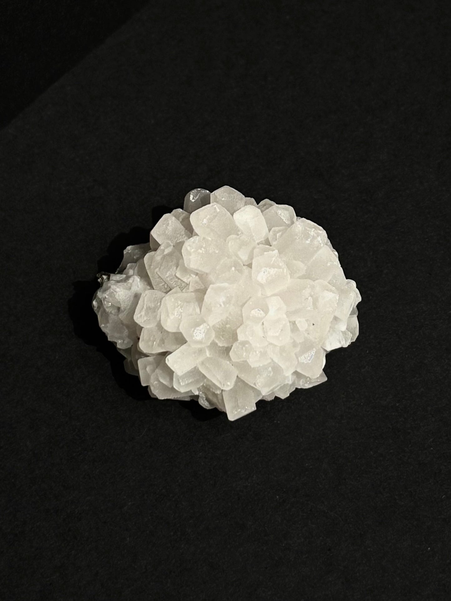 CALCITA HEXAGONAL Y PIRITA