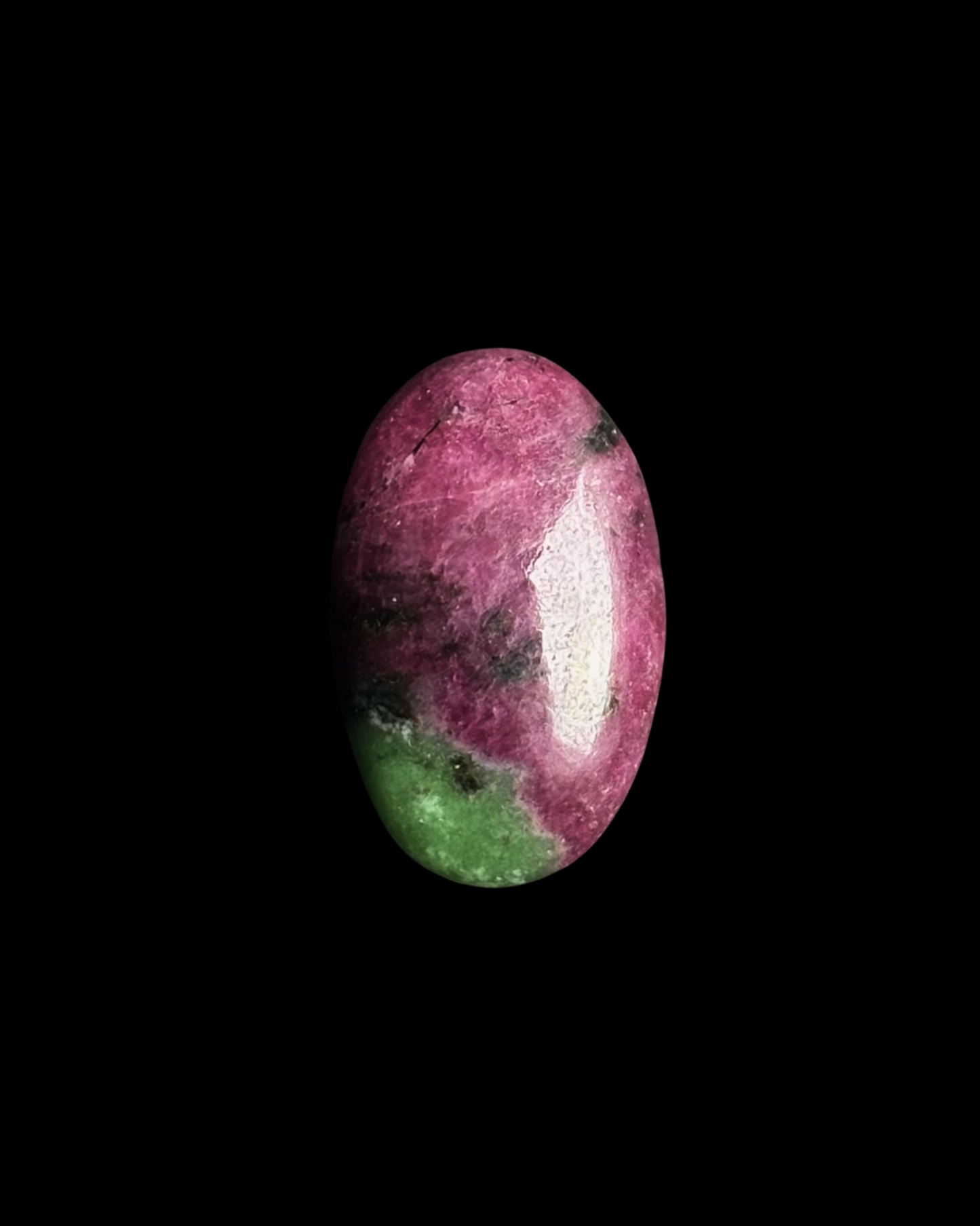 RUBÍ ZOISITA CABUJÓN OVAL (S)