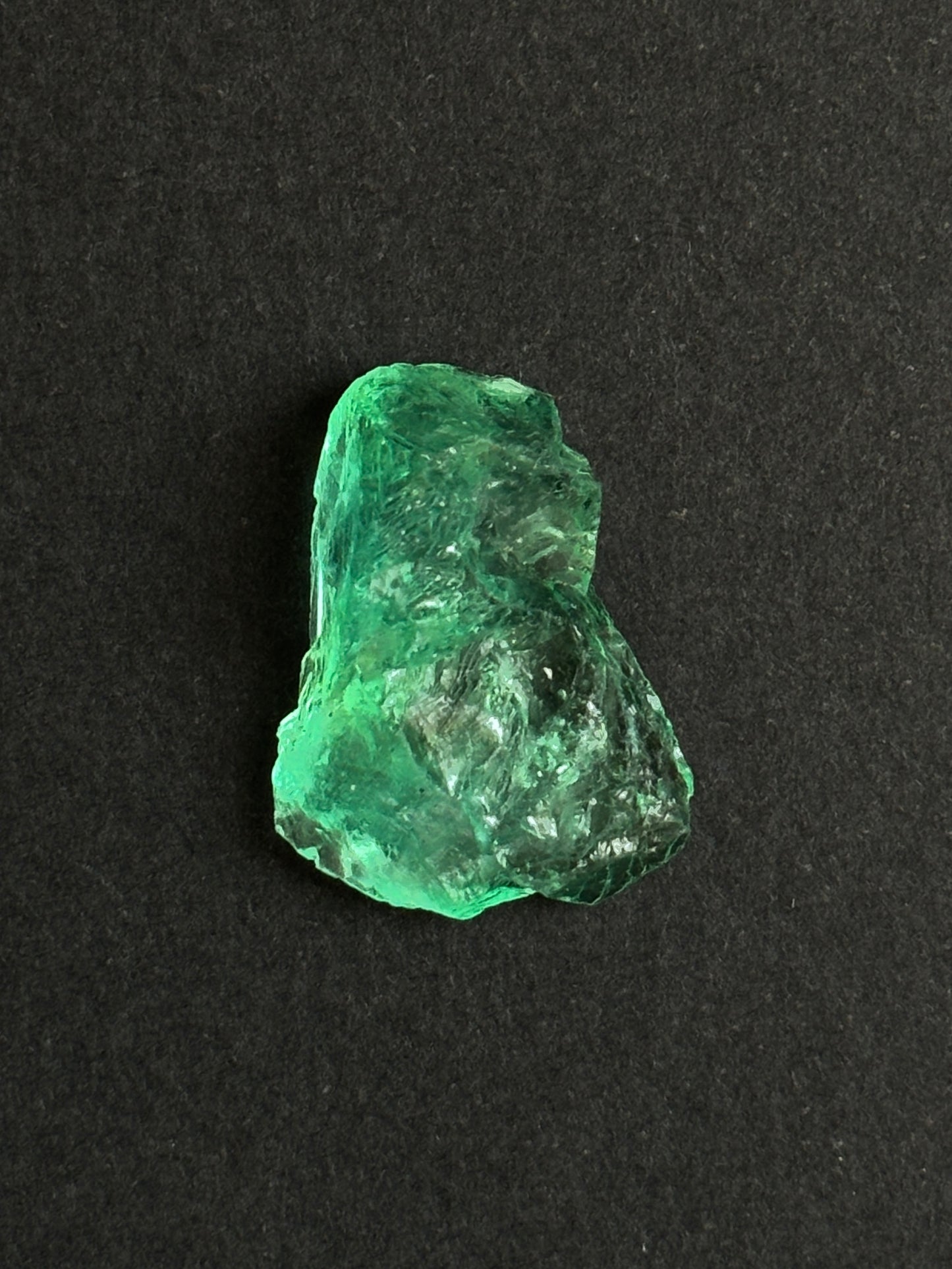 FLUORITA VERDE BRUTO