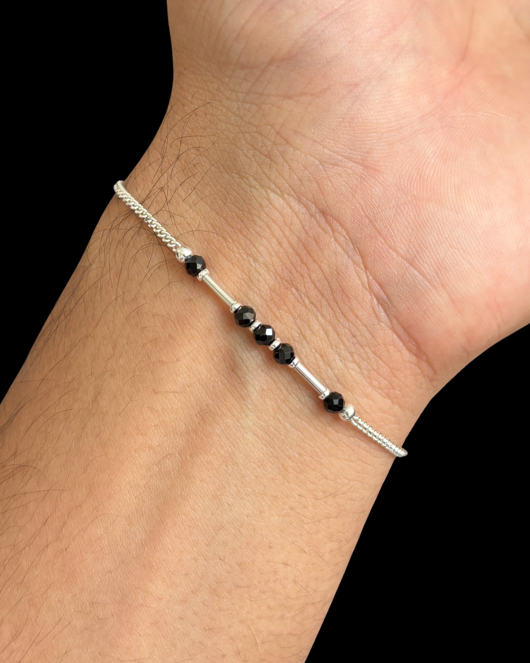 ESPINELA NEGRA PULSERA PLATA