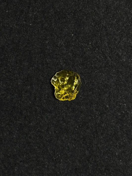 TURMALINA AMARILLA BRUTO