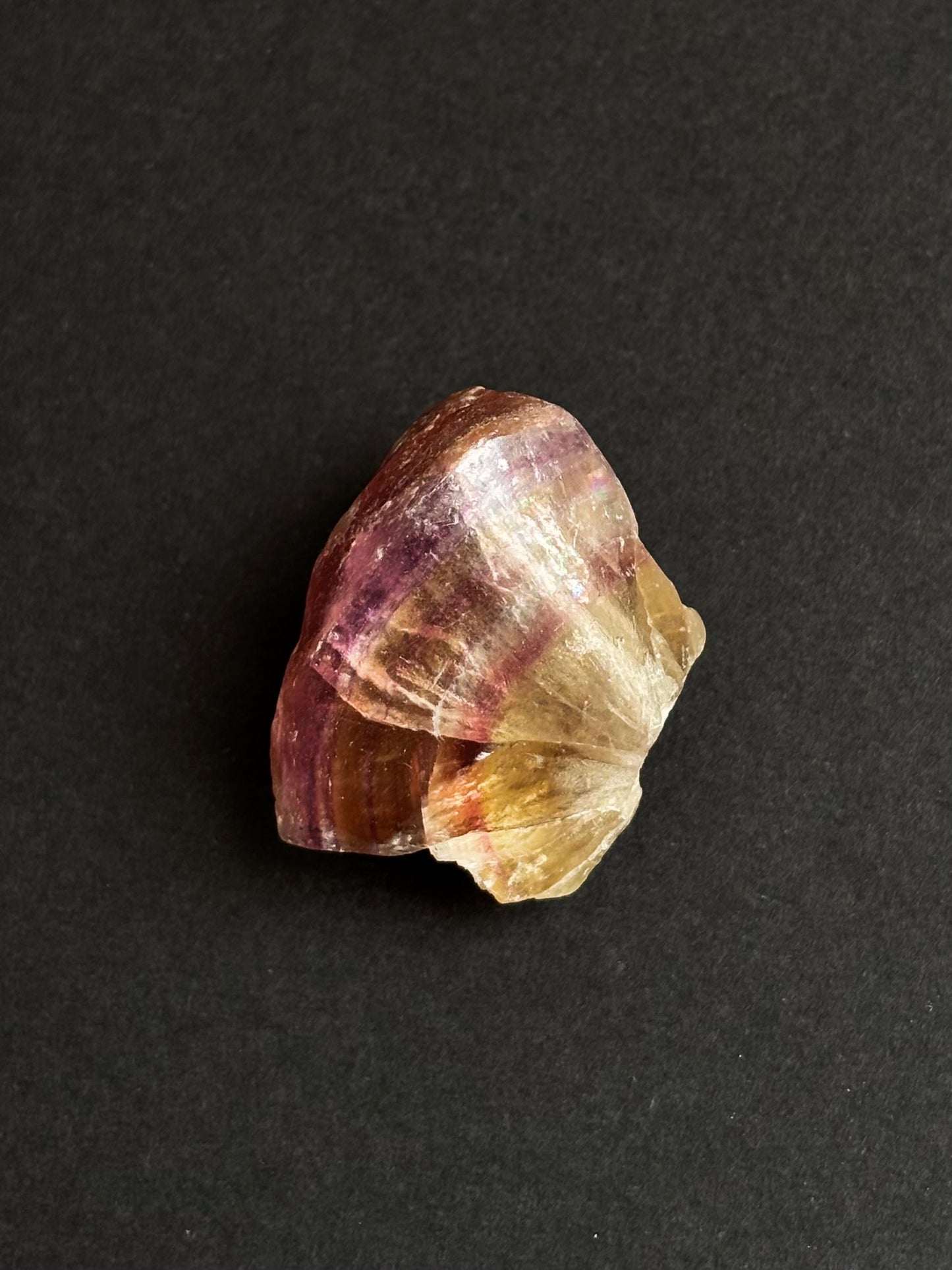 FLUORITA BICOLOR AMARILLA Y MORADA