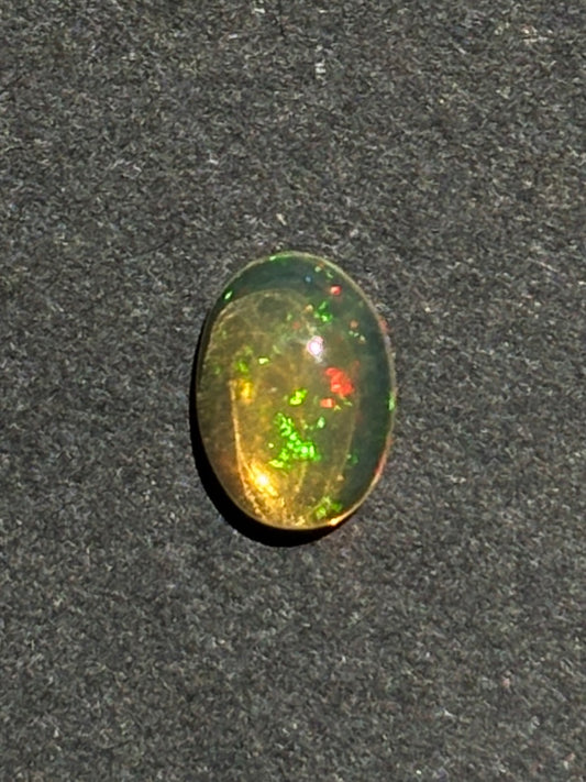 ÓPALO ETÍOPE CABUJÓN OVAL