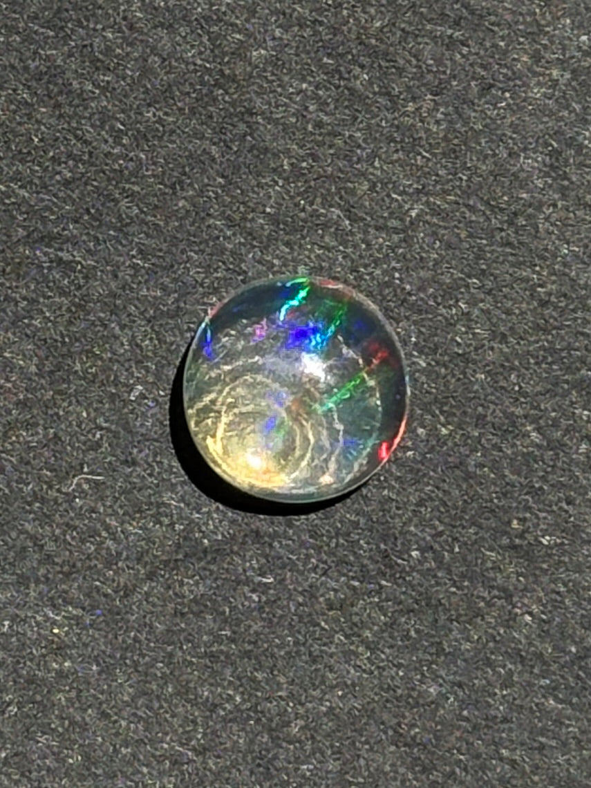 ÓPALO ETÍOPE CABUJÓN CIRCULAR