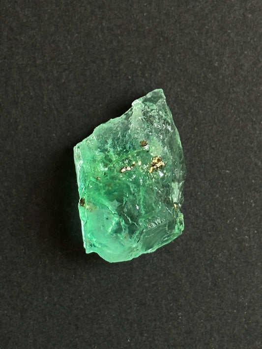 FLUORITA VERDE Y PIRITA BRUTO