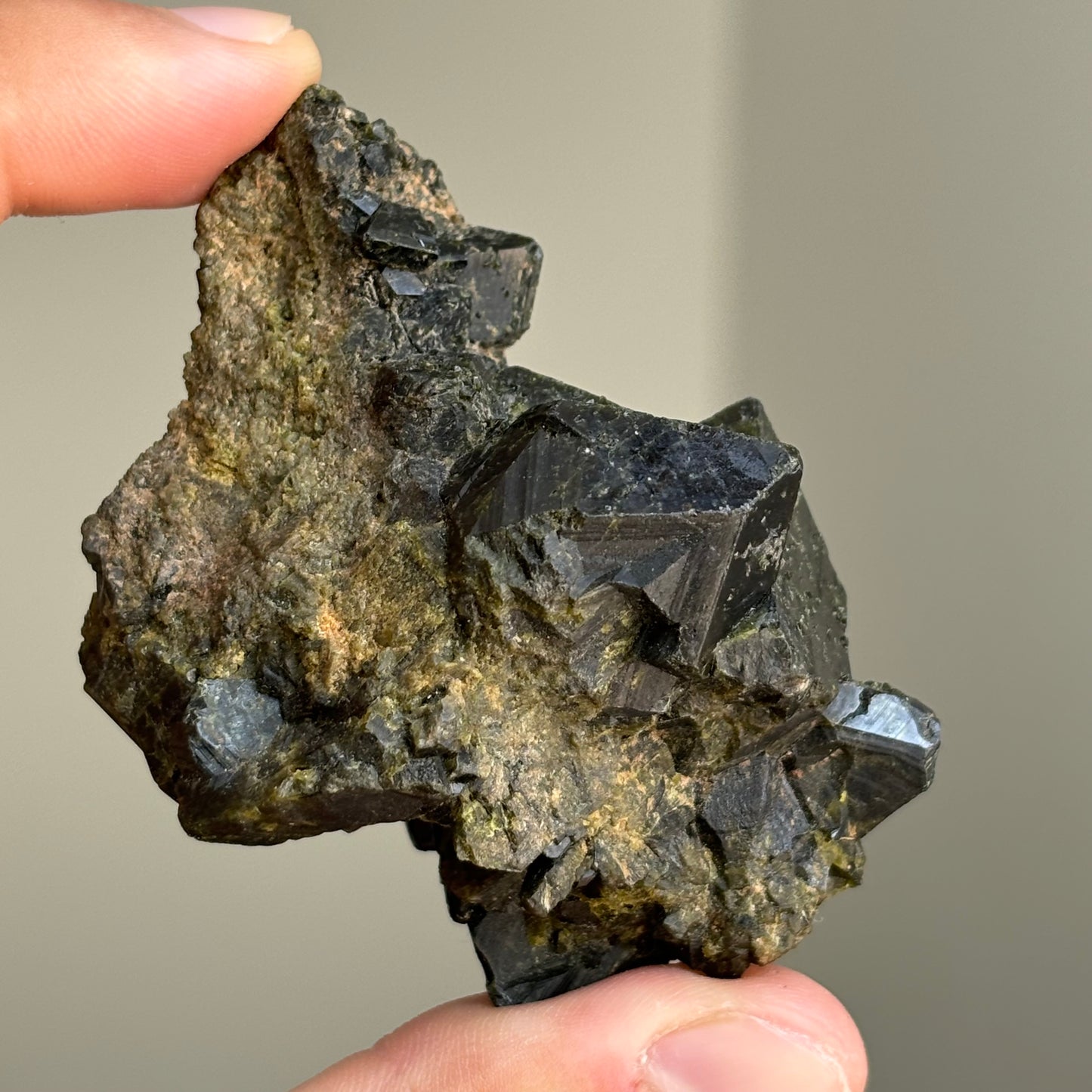 crude epidote