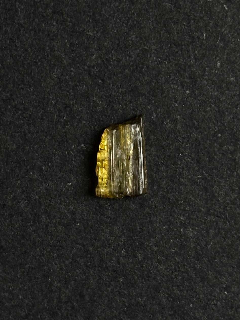 TURMALINA MARRÓN BRUTO