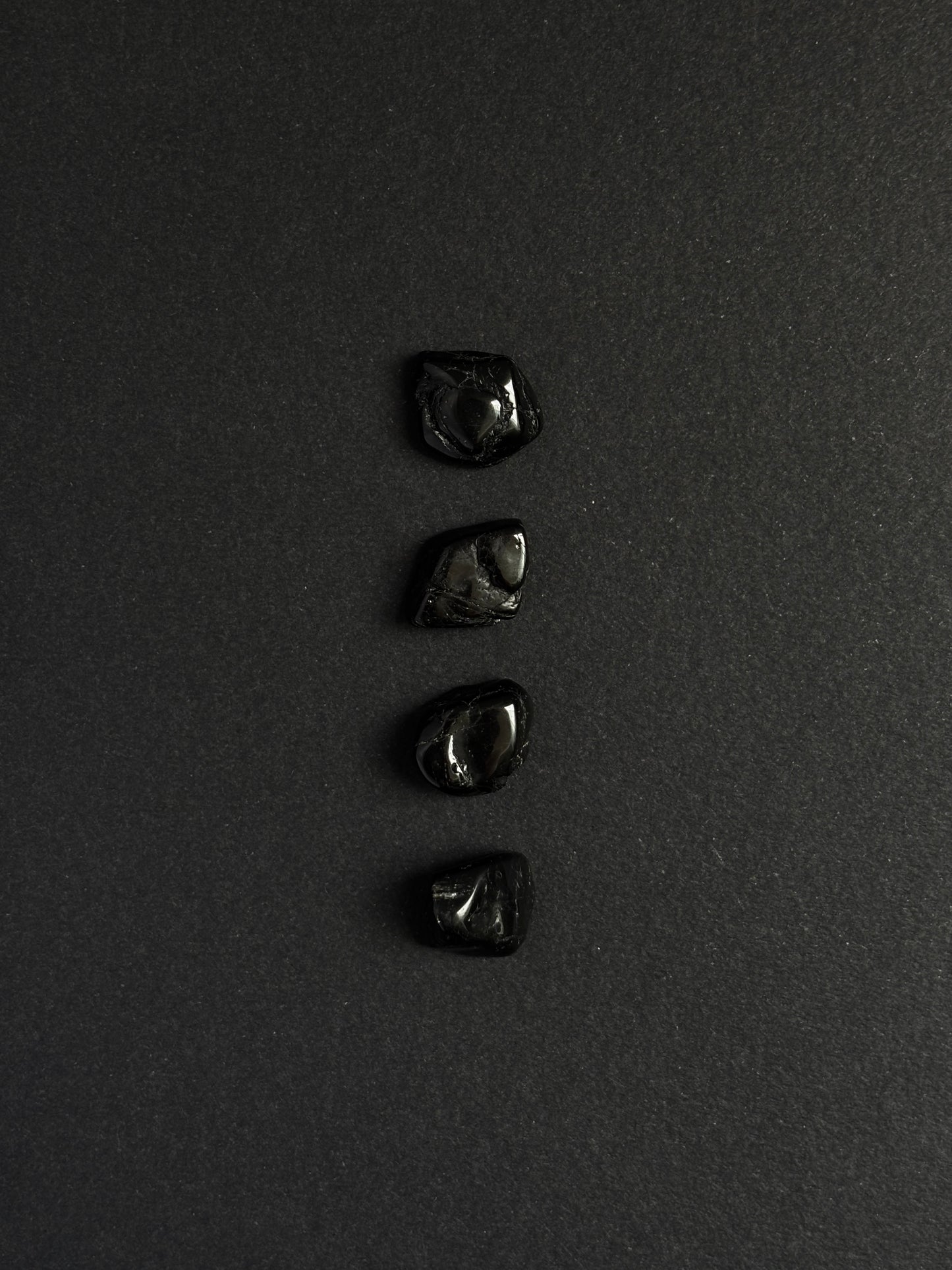 TURMALINA NEGRA PULIDA