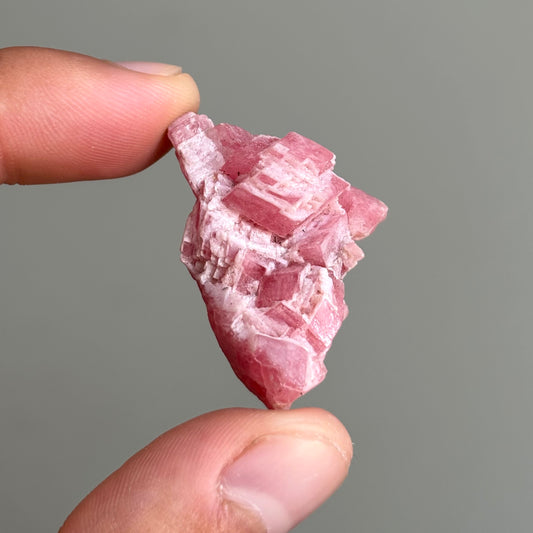 rhombohedral rhodochrosite crystals