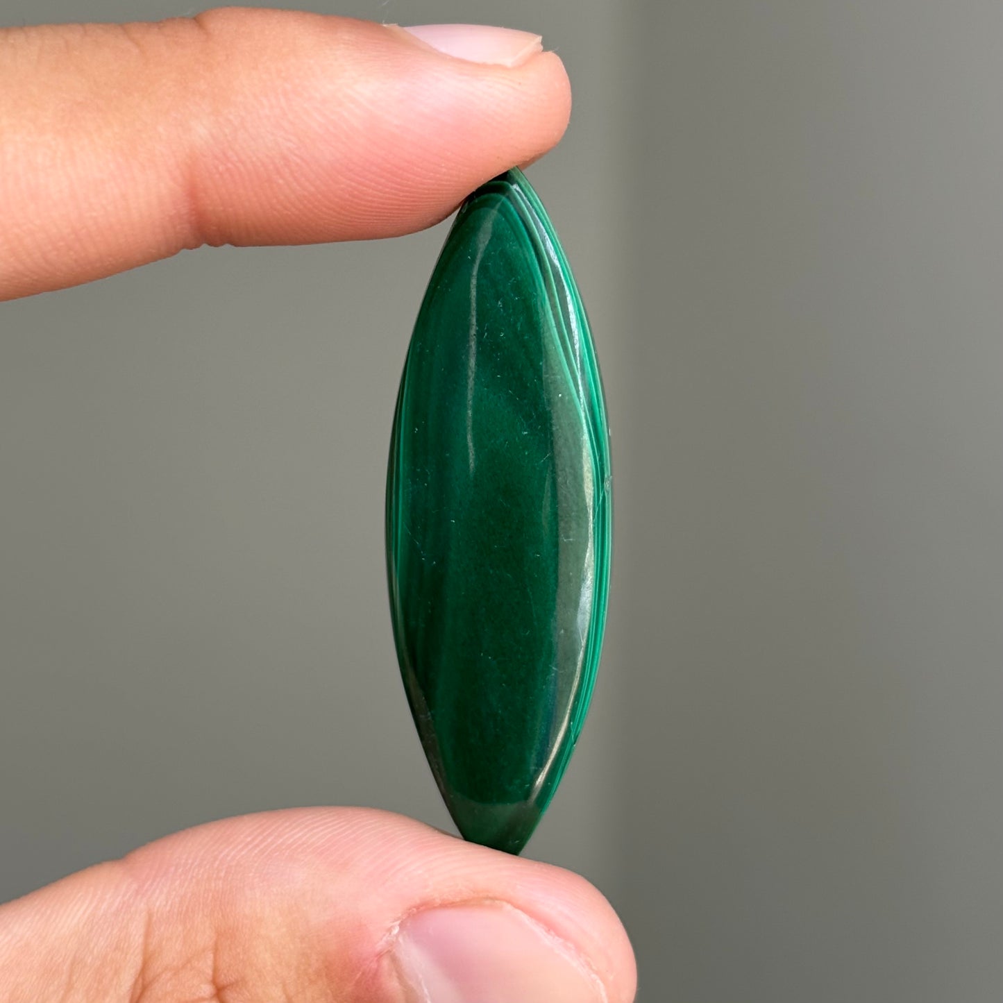 malachite cabochon