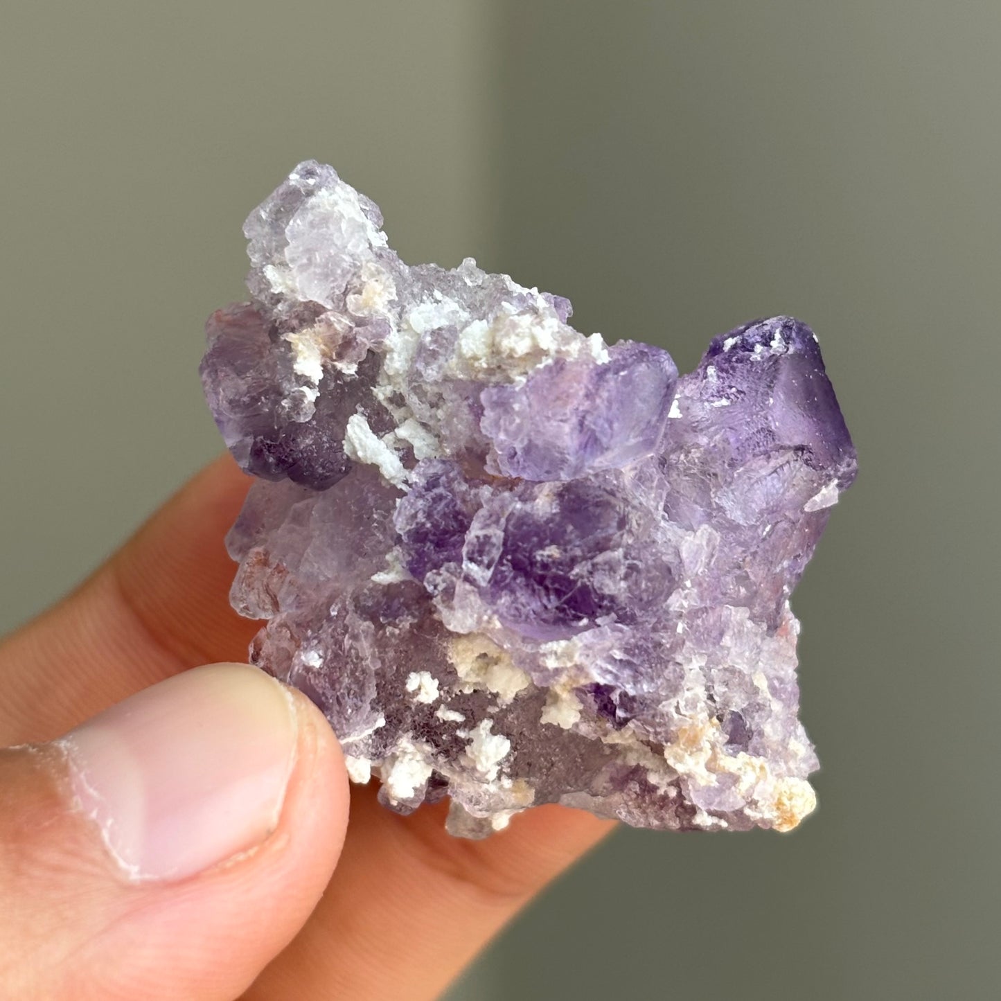 raw purple fluorite