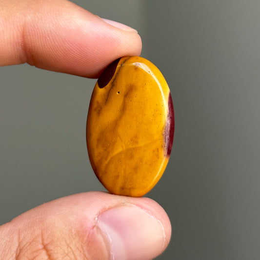 mookaite cabochon