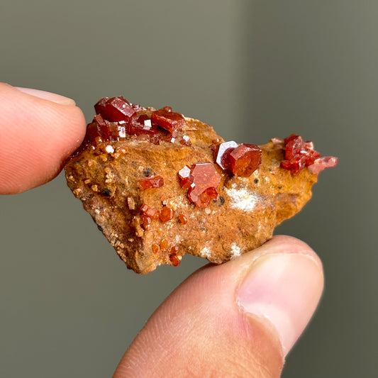 vanadinite in matrix