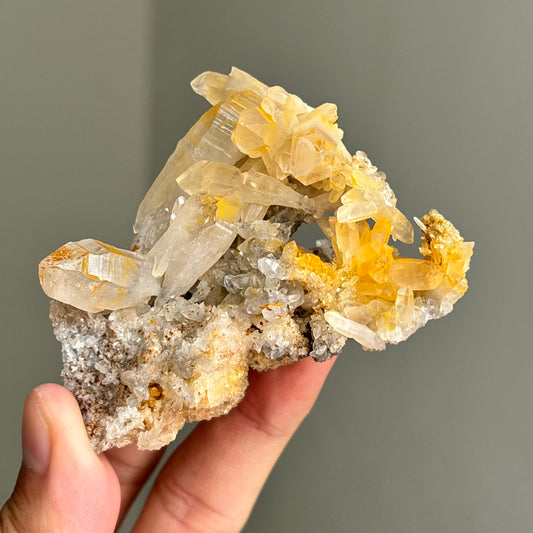 quartz and limonite