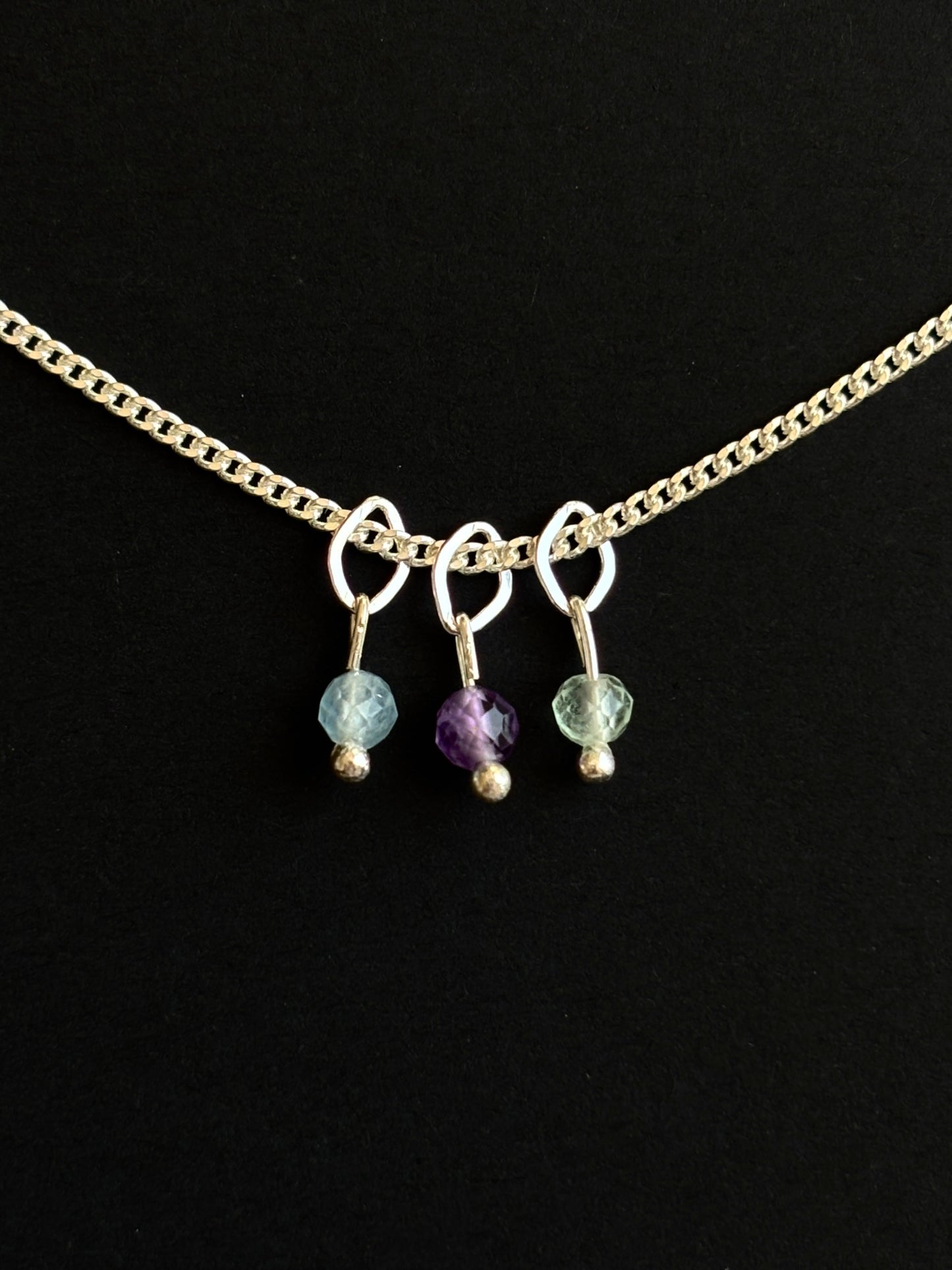 ACUARIO COLLAR PLATA