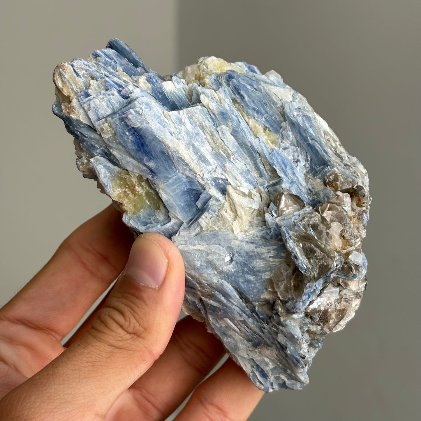 raw blue kyanite