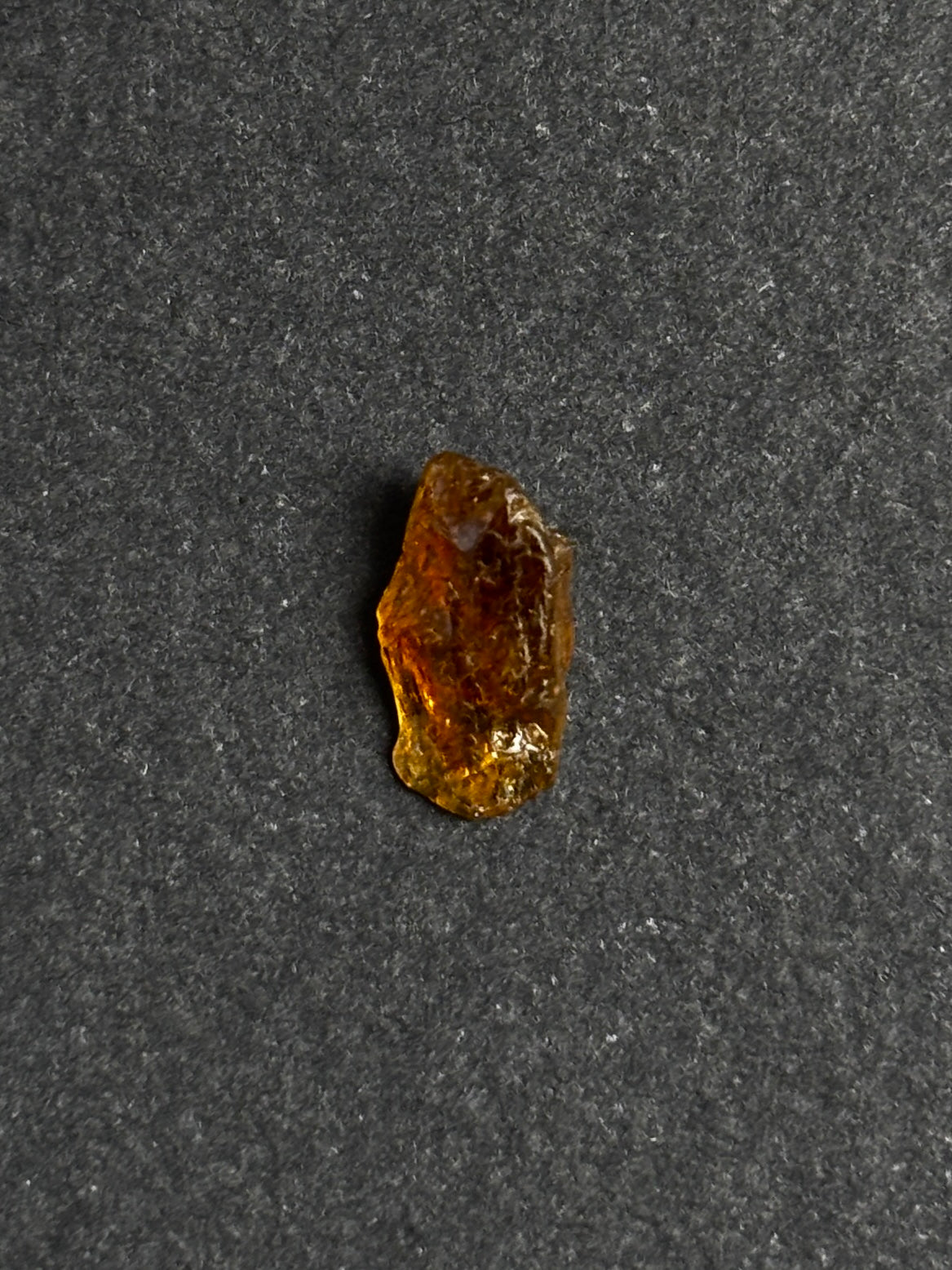 TURMALINA MARRÓN BRUTO