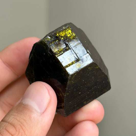 epidote crystal