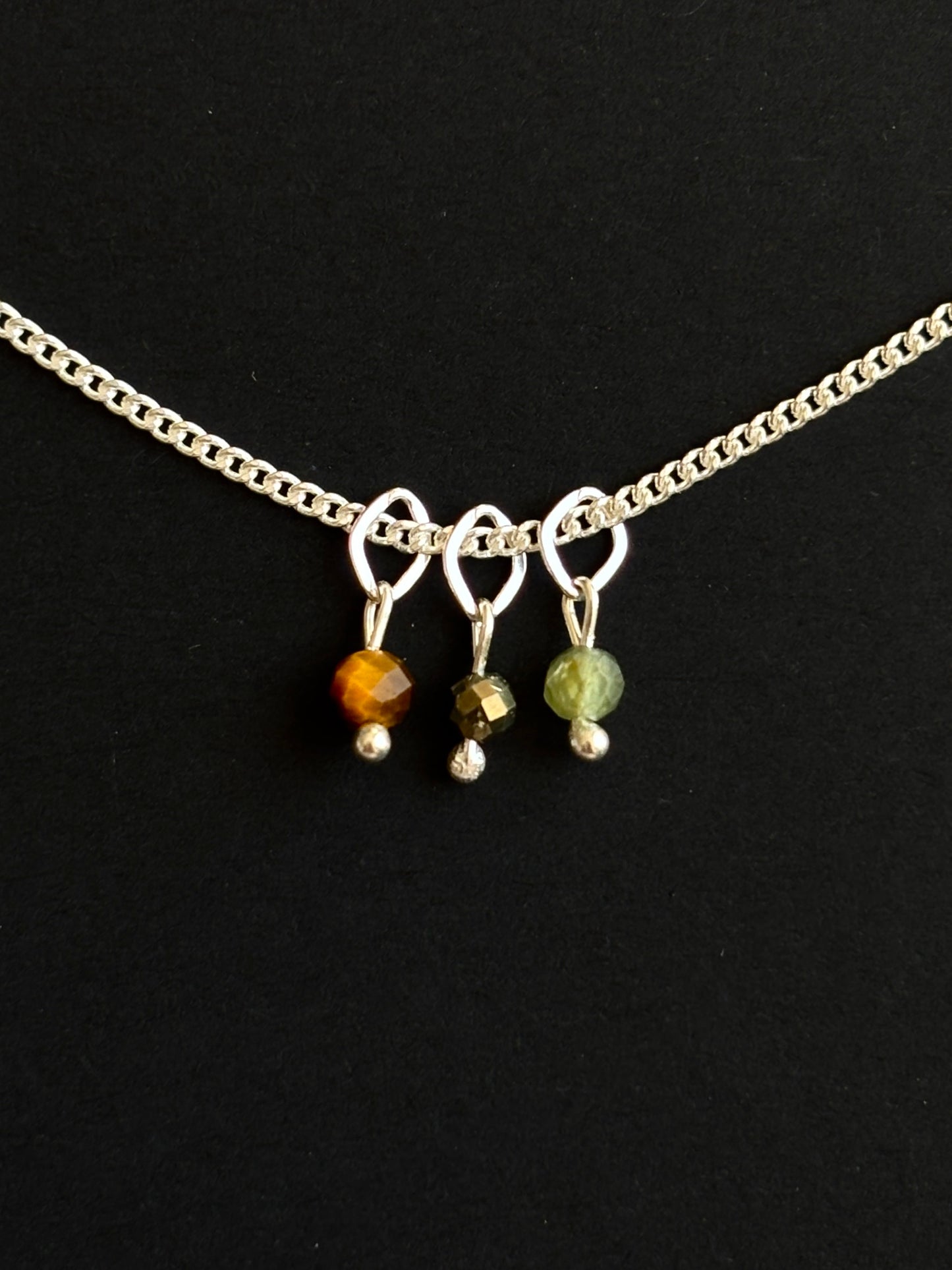 ABUNDANCIA COLLAR PLATA