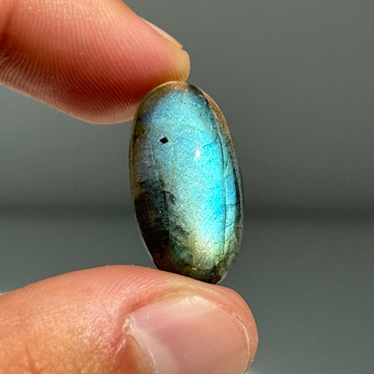 labradorite cabochon