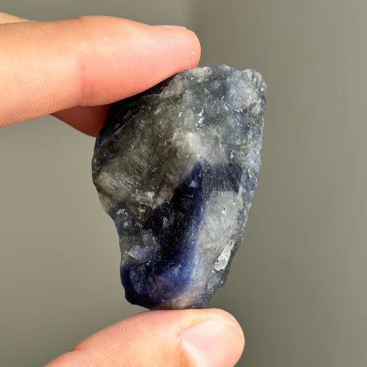 raw blue quartz