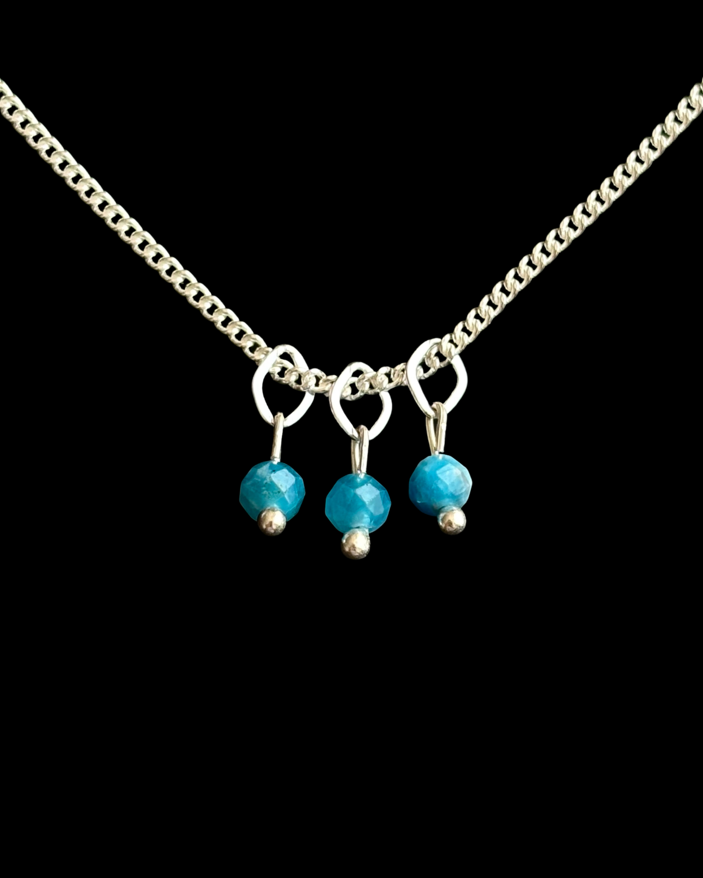 APATITO AZUL COLLAR PLATA
