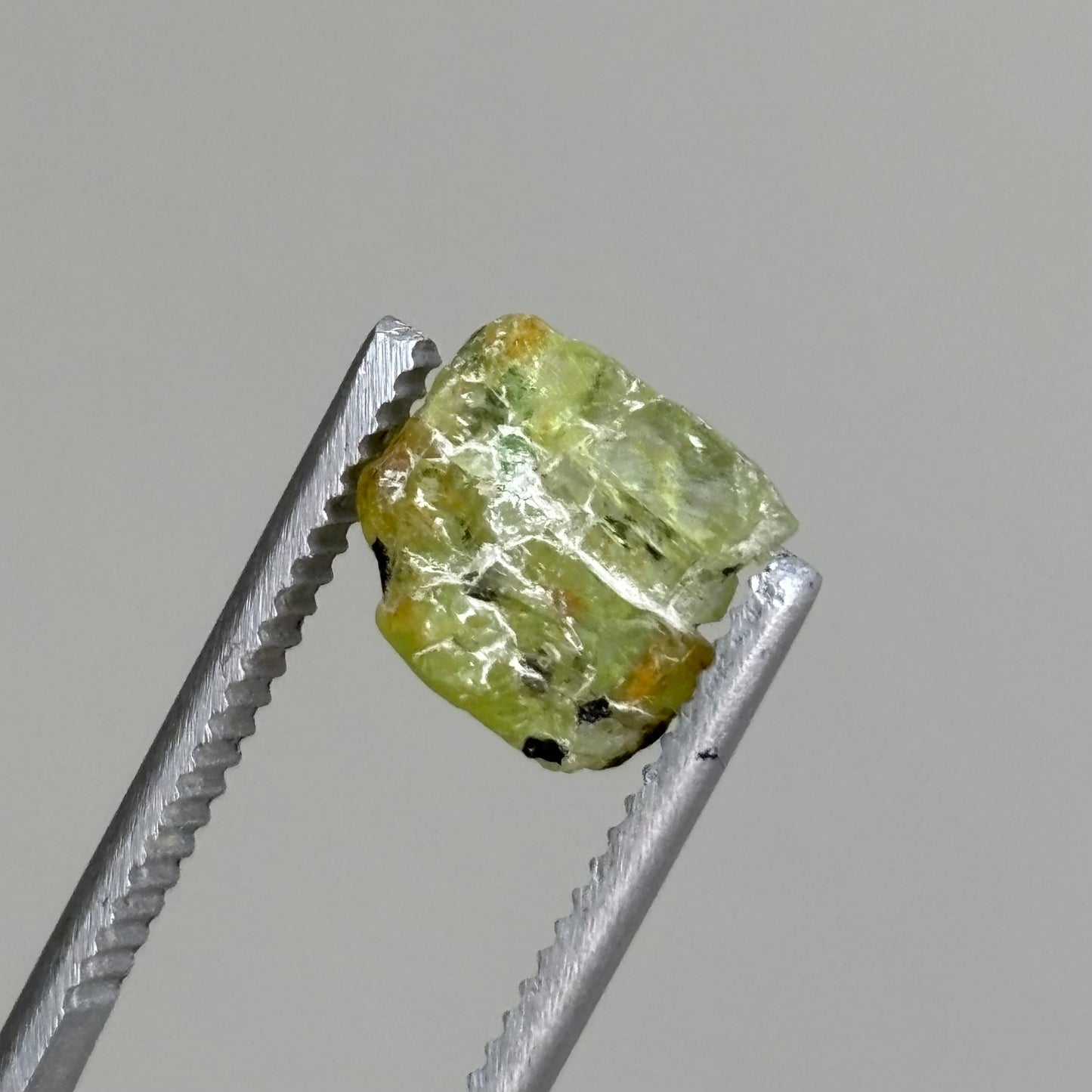 raw peridot