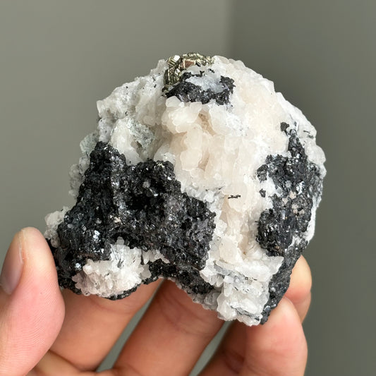 manganocalcite and pyrite