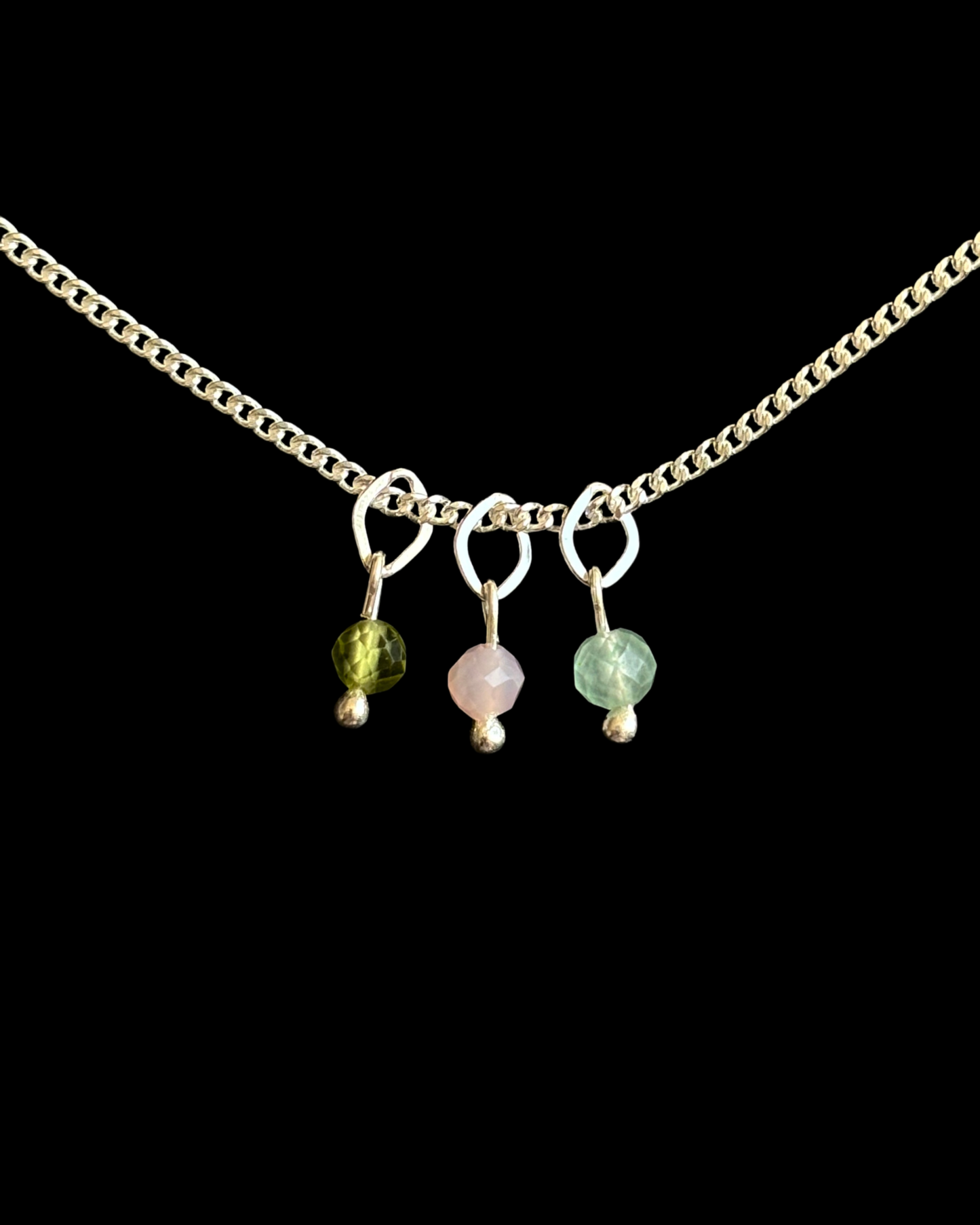 LIBRA COLLAR PLATA