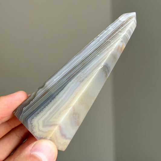 agate obelisk