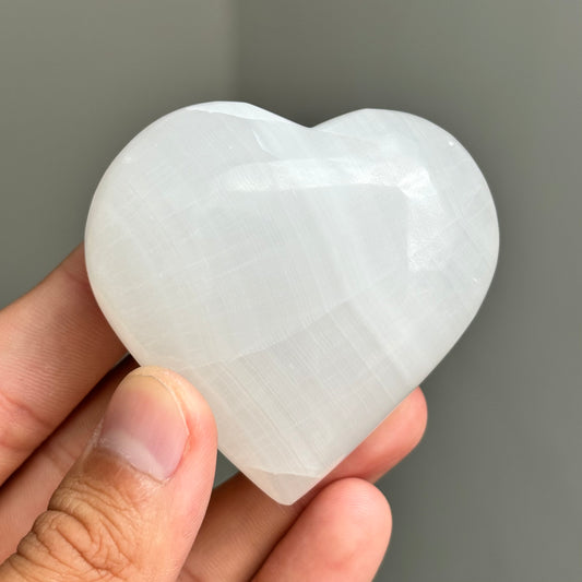 white onyx heart